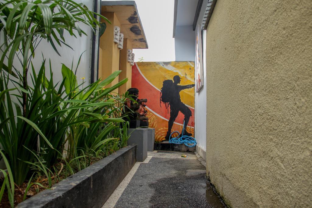 Nyoman Guesthouse Canggu מראה חיצוני תמונה